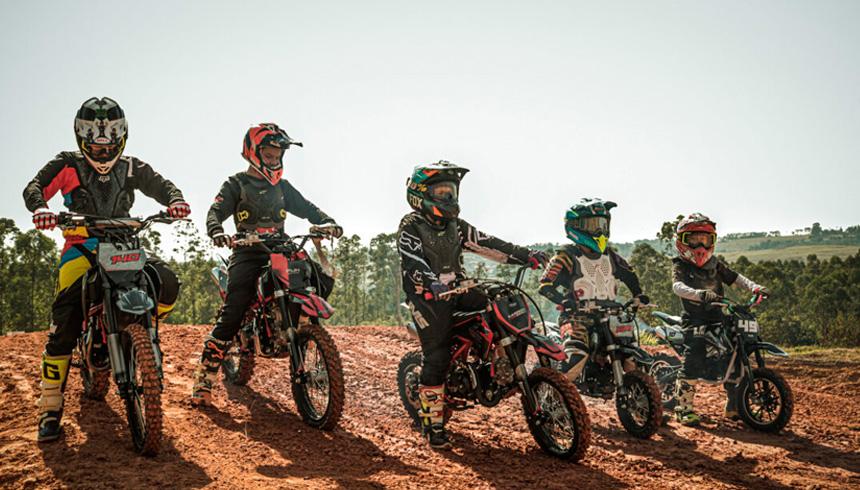 Motocross Infantil com Segurança: 10 Dicas Essenciais