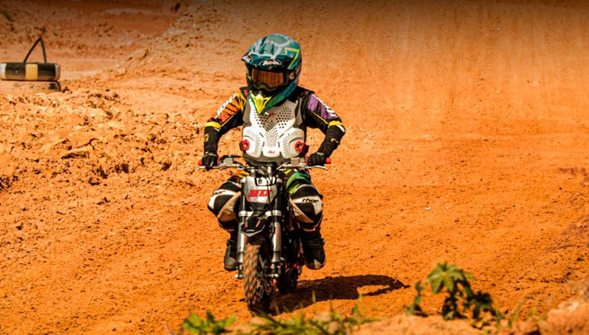 Rotas e Trilhas Seguras: Dicas para Crianças se Aventurarem no Mundo Offroad